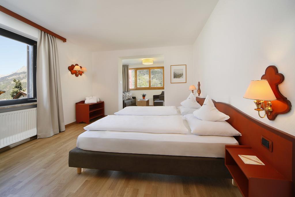 Parkhotel Tirolerhof Lagundo Eksteriør bilde